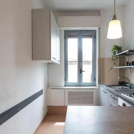 Apartamento Little 5 Stops To Duomo *